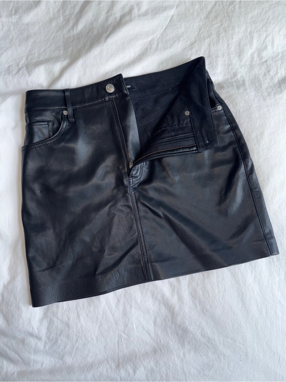 Express Faux Leather Mini Skirt | Black | Size 4
